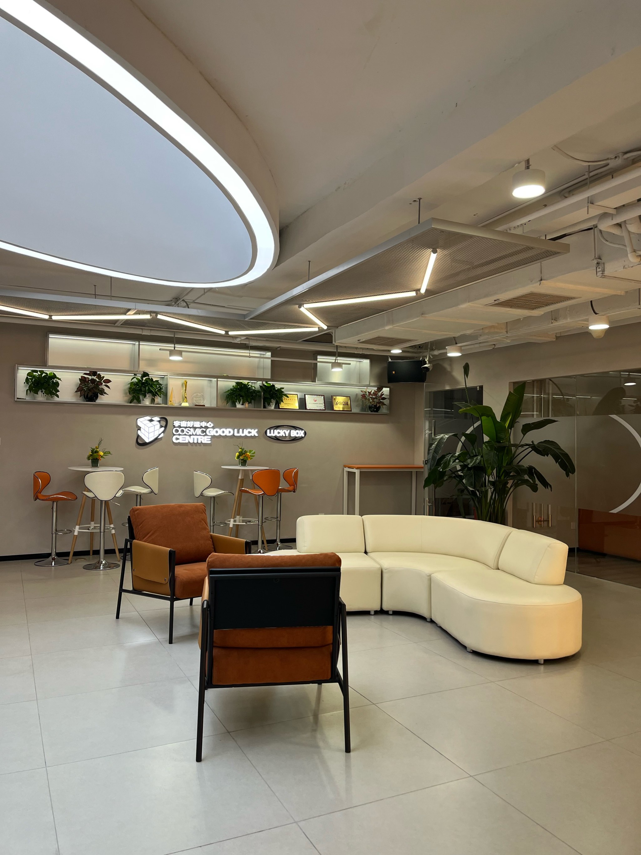 聯(lián)合共享辦公與日租展覽服務 靈活高效的現(xiàn)代辦公解決方案